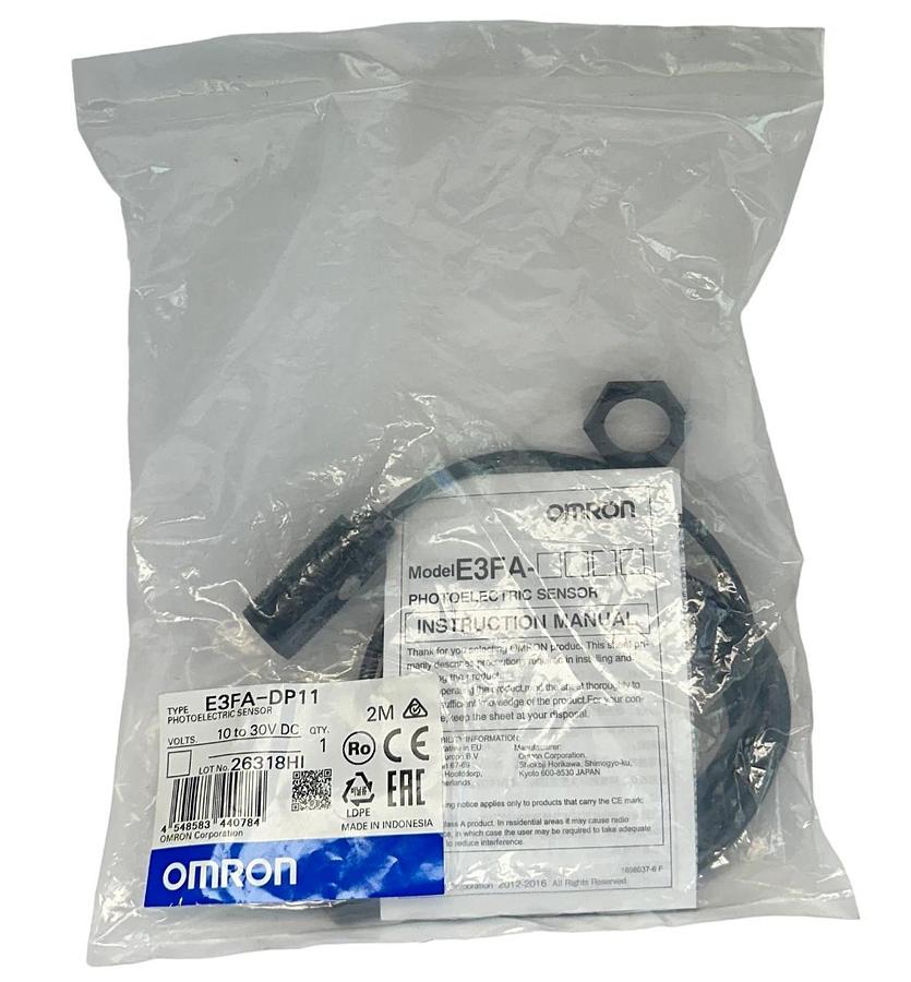 Used OMRON E3FA-DP11 / E3FADP11 PHOTOELECTRIC SENSOR 10-30VDC 2M CABLE 100mm NSFS