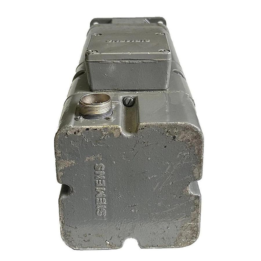 Used SIEMENS 1HU3076-0AC01-Z / 1HU30760AC01Z SERVO MOTOR 1.4kW 10Nm 9.3A