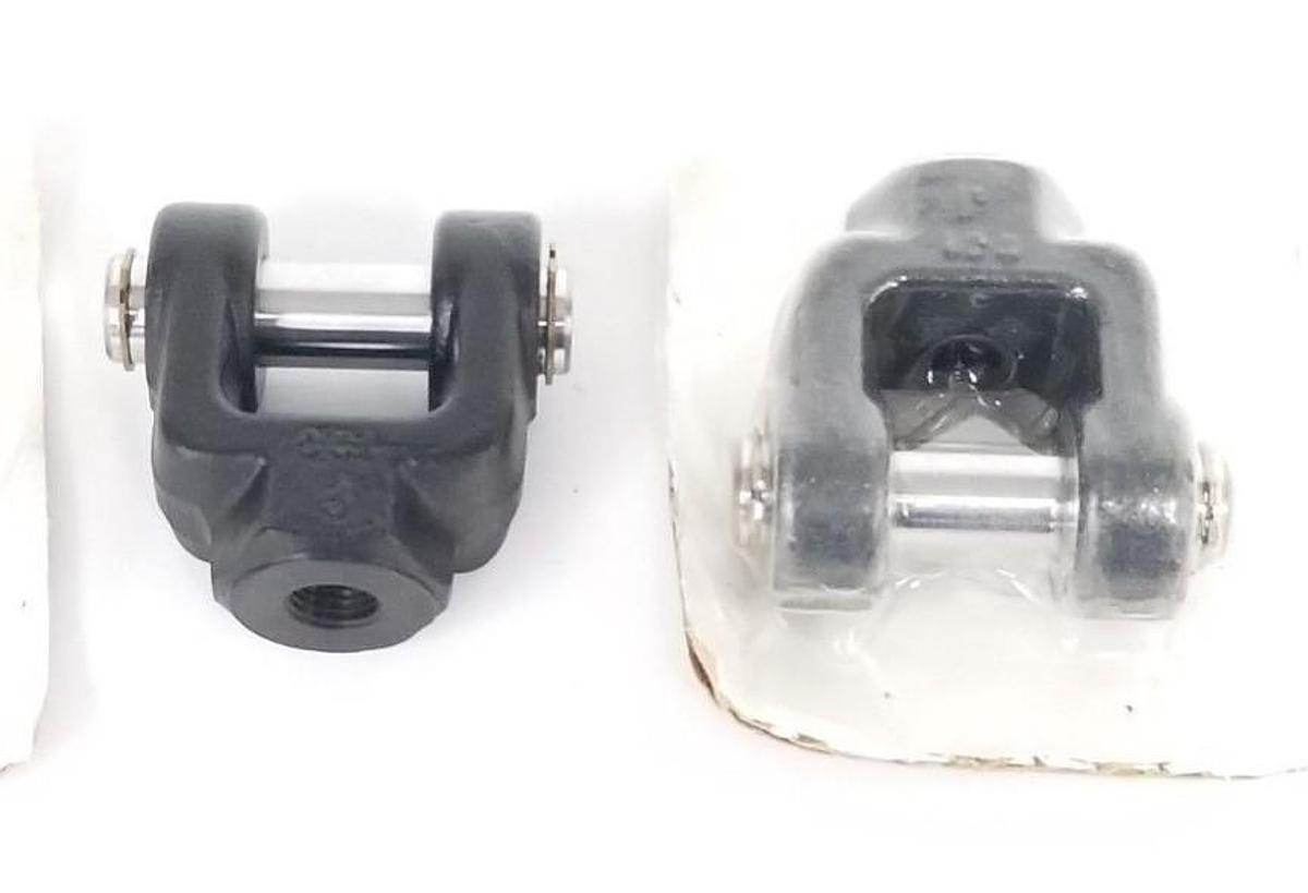 Used LOT OF 2 NEW SMC RC-0500 ROD CLEVISES RC0500