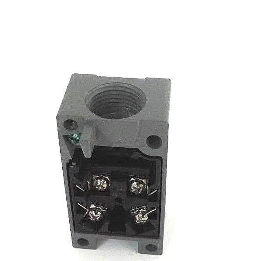 Used LOT OF 5 NIB CUTLER-HAMMER E50RA LIMIT SWITCH RECEPTACLES SER. A1