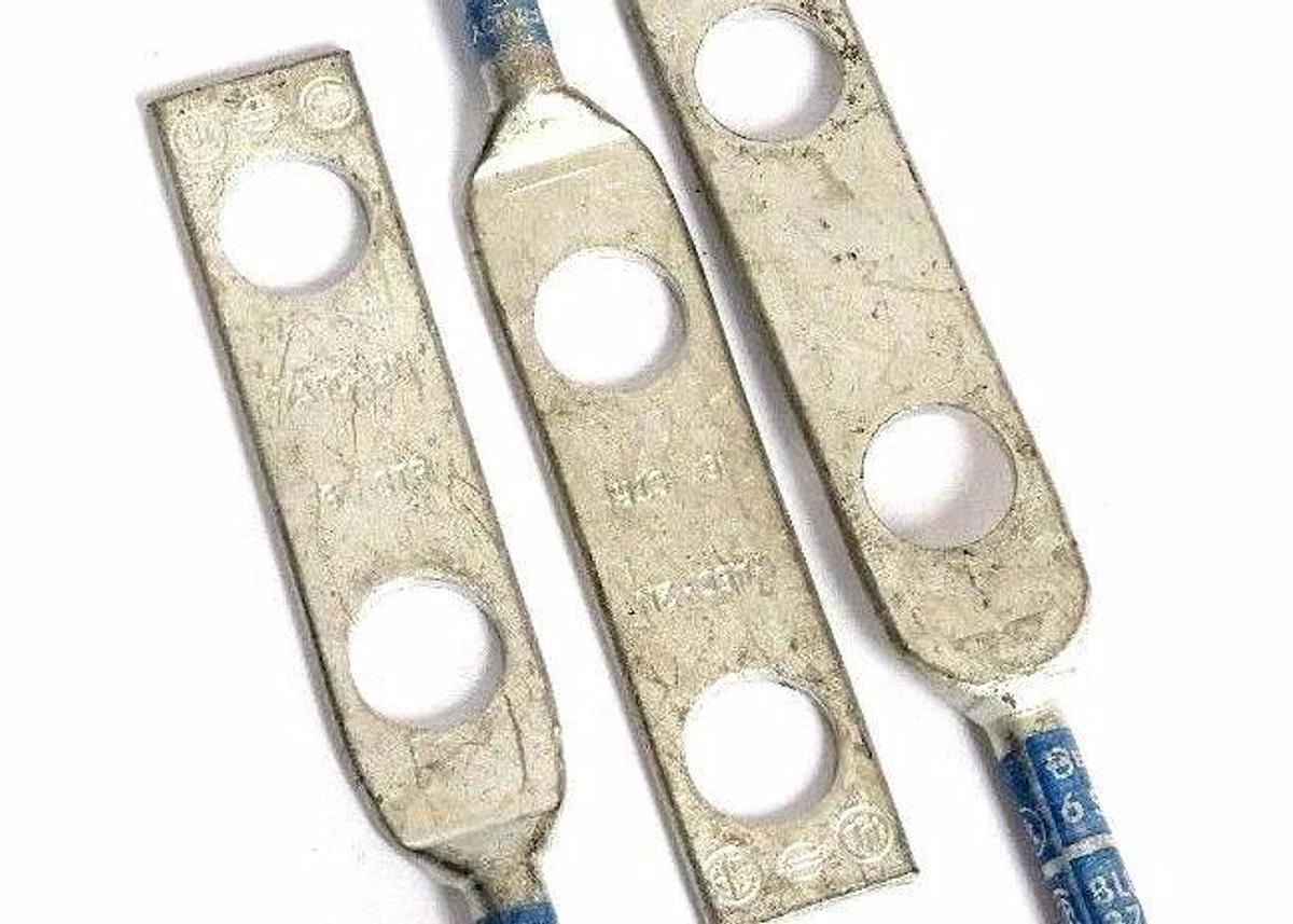 Used LOT OF 3 BURNDY YA6C-2N CRIMP LUG CONNECTORS 6 STR CU BLUE YA6C2N
