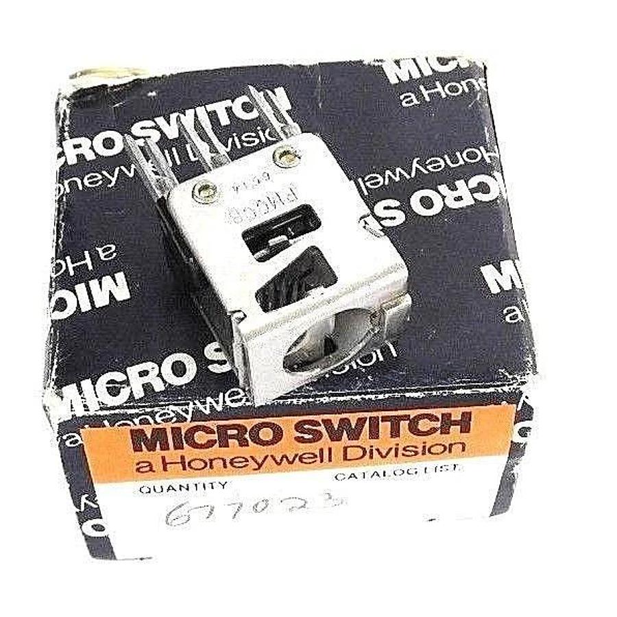 NIB HONEYWELL MICRO SWITCH PMCCB CONTACT BLOCK TAB 1PDT