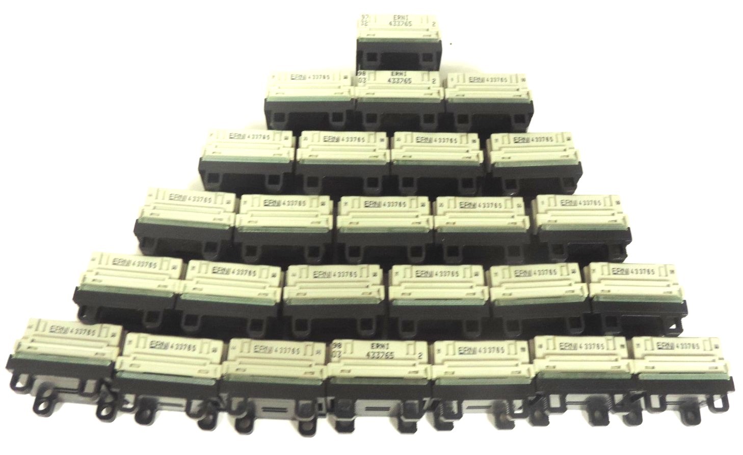 Used LOT OF 25 ERNI  433765 TWO PART EURO CONNECTOR 20 CONTACT(S), FEMALE, STRAIGHT