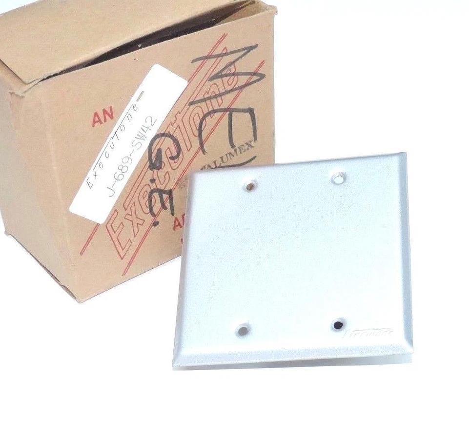 Used NIB EXECUTONE J-689-SW42 COMMUNICATION CARD MODULE J689SW42