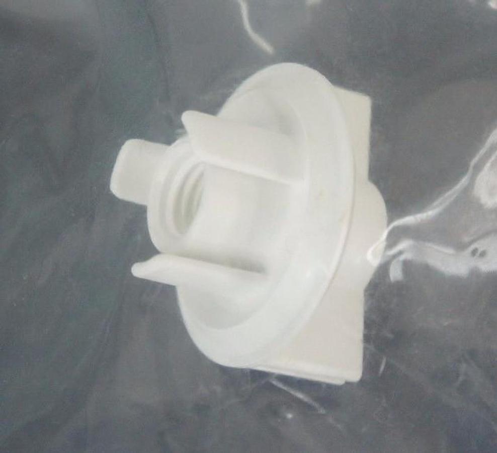 Used LOT OF 2 NEW PALL 2023624 NUT SEALS 47273C001