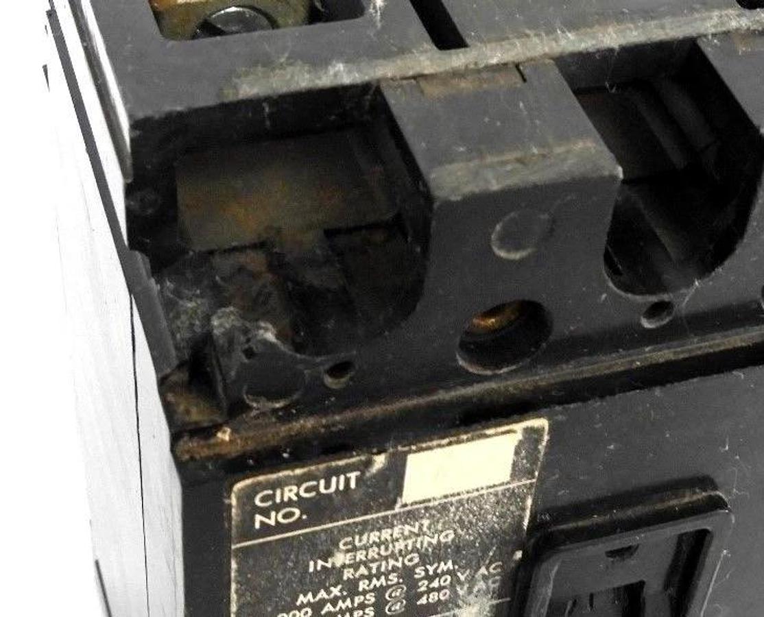 Used CUTLER HAMMER EHC3100 CIRCUIT BREAKER TYPE EHC, 100AMPS, 480V, 3P, LF-778