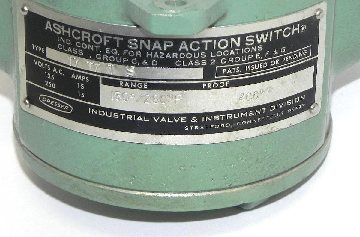 Used ASHCROFT T7 T7.T S SNAP ACTION SWITCH T7T7TS, 15A, RANGE: 150-260 DEG. F