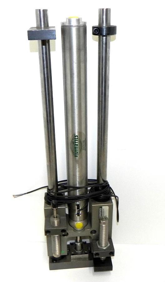 Used NUMATICS SH15012LB12CSC LINEAR SLIDE SH SERIES 1 1/2" BORE 12" STROKE W/SWITCH