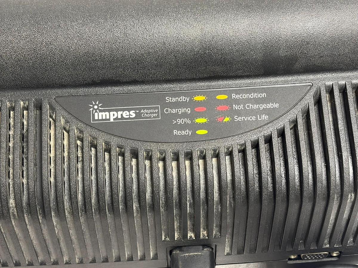 Used Motorola IMPRES WPLN4197A 6-Bay Multi-Unit Adaptive Radio Battery Gang Charger