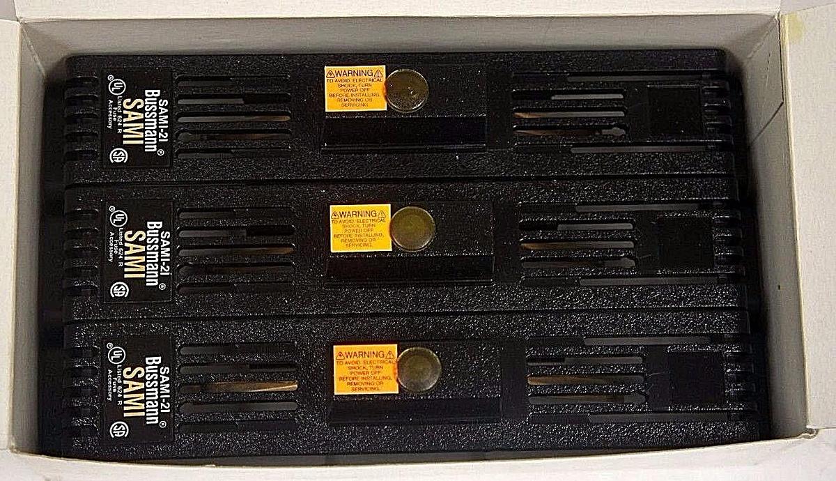 NIB BUSSMANN SAMI-2I FUSE COVERS (BOX OF 3) SAMI2I