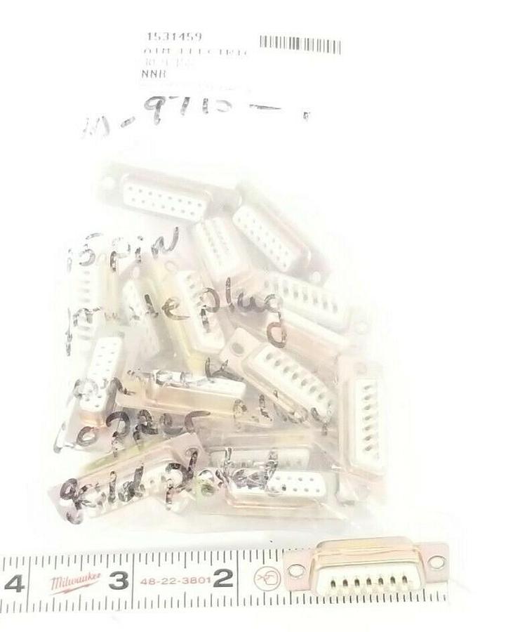 LOT OF 19 NEW AIM ELECTRONICS 40-9715S D-SUB CONNECTORS 15-PIN GOLD PL. FEM.