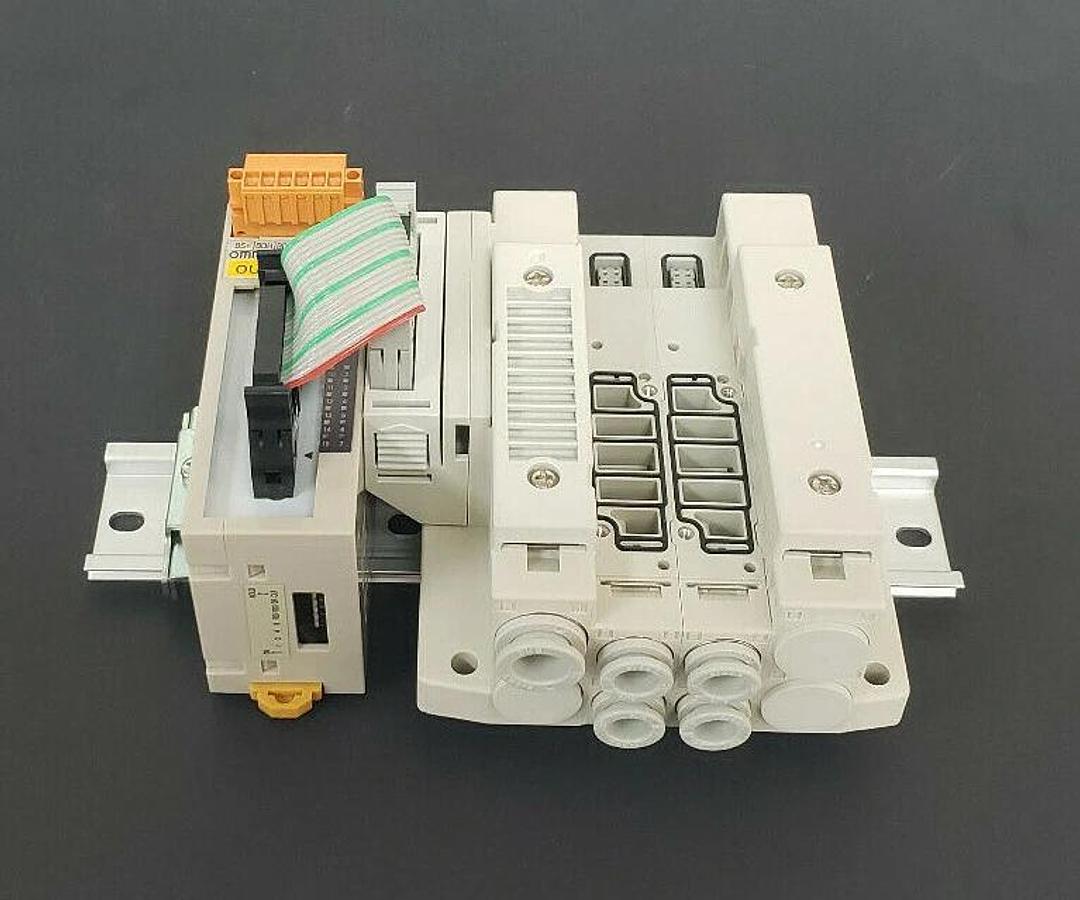 Used NEW SMC SS5V2-10PGD1-02DS-C8-D-X266 PLUG IN MANIFOLD SRT2-VOD16ML-1