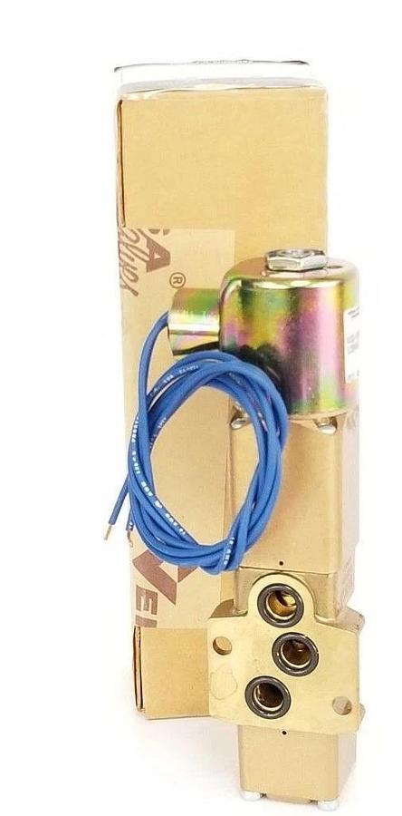 Used NIB VERSA VALVES VSG-3331-31-155-120V60 THREE-WAY VALVE 043432