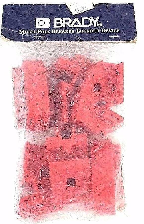 Used NIB BRADY 65694 MULTI-POLE BREAKER LOCKOUT DEVICE (QTY: 6)