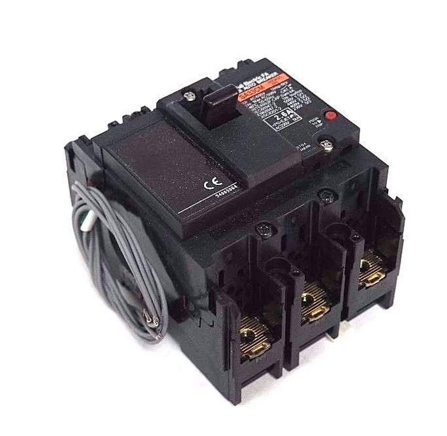 Used NIB FUJI SA33CM CIRCUIT BREAKER BM3ASC-2P6, 3P, 2.6A, AC500V,  BM3ASC2P6