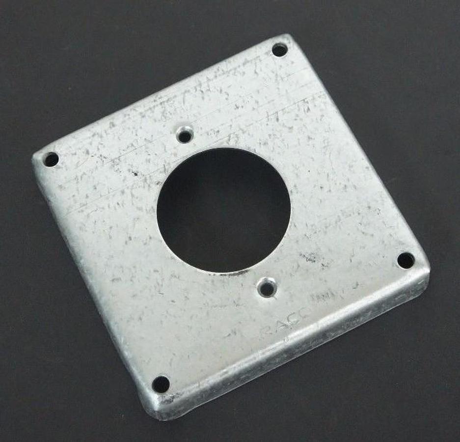 Used LOT OF 4 NEW HUBBELL 811 4" SQUARE COVERS RAISED 1/2"