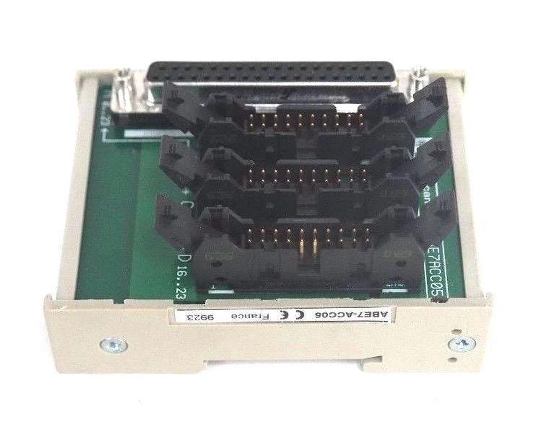 Used NIB TELEMECANIQUE ABE7ACC05 WIRING ADAPTATOR BASE ABE7-ACC05, 064443