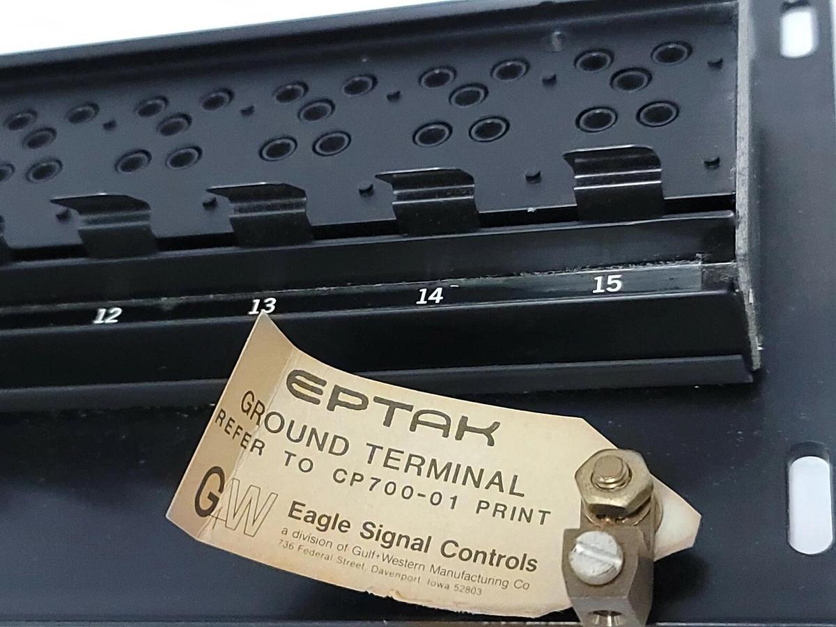NEW EAGLE SIGNAL CP714A6 LOAD TRACK INTERFACE W/ 673P-7500 PANEL ASSY. EPTAK