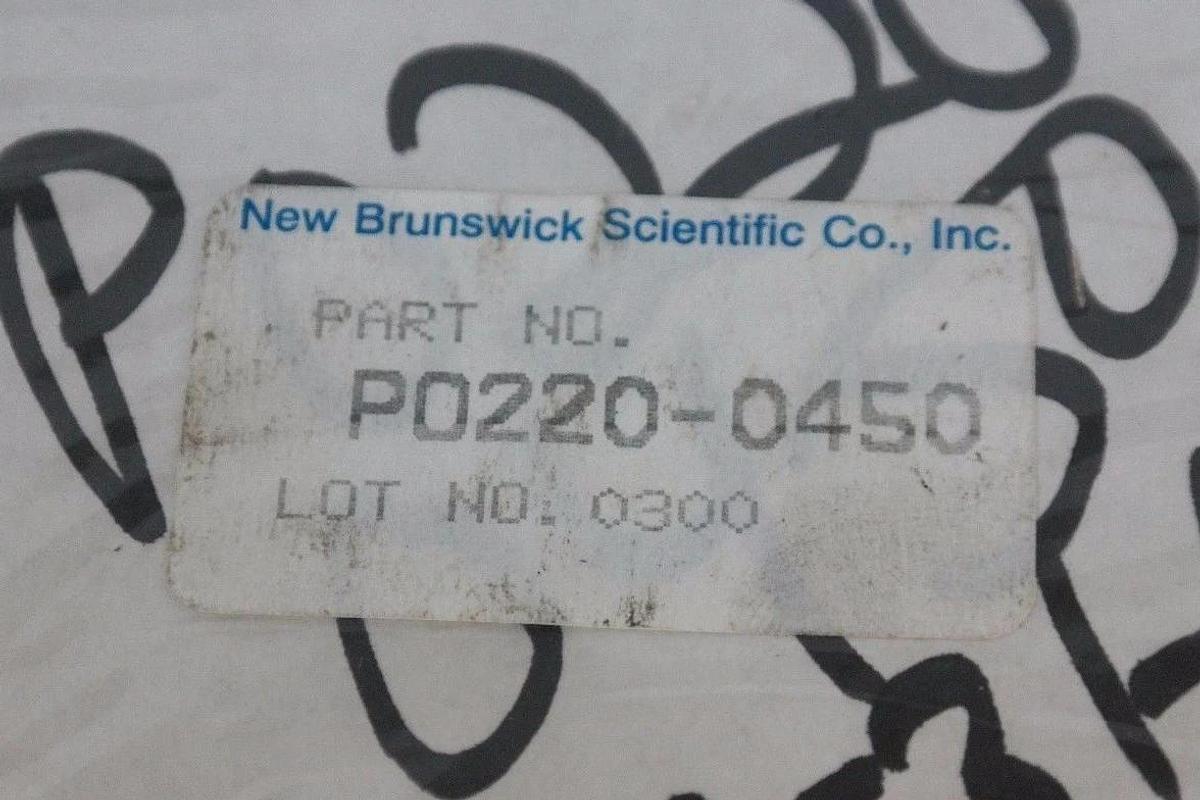 Used NIB PARKER BRUNSWICK 04F20O3108A3FGC80J SOLENOID VALVE 1/4 NPT 24VDC PO220-0450