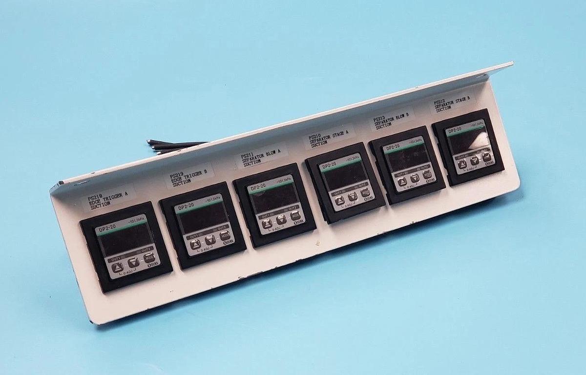 Used SUNX OPERATION PANEL W/ (6) DP2-20 DIGITAL PRESSURE SENSORS, 12-24VDC, DP220