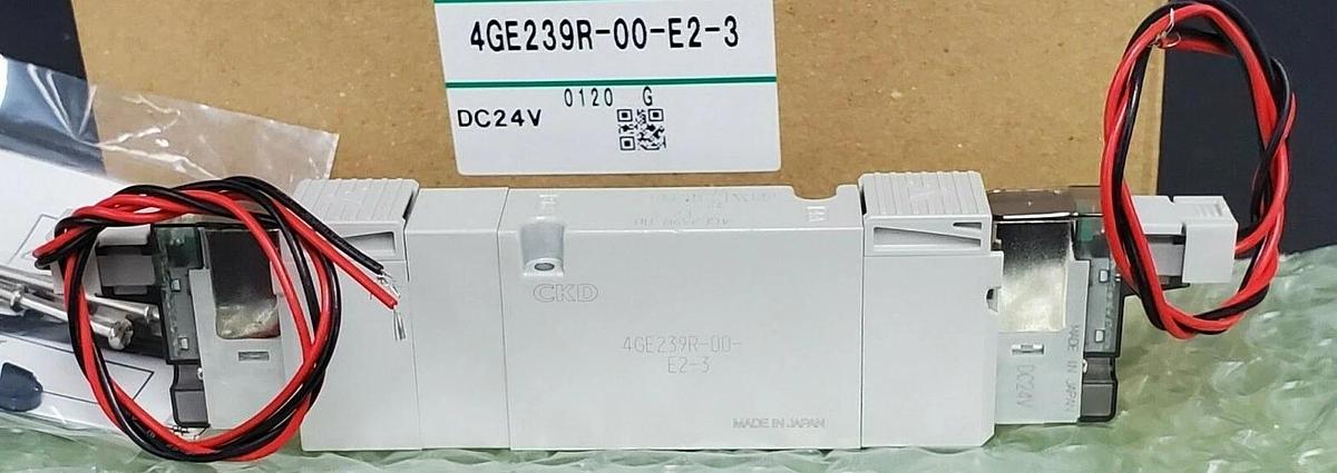 Used NEW CKD CORP. 4GE239R-00-E2-3 DISCRETE VALVE DC24V 4GE239R00E23