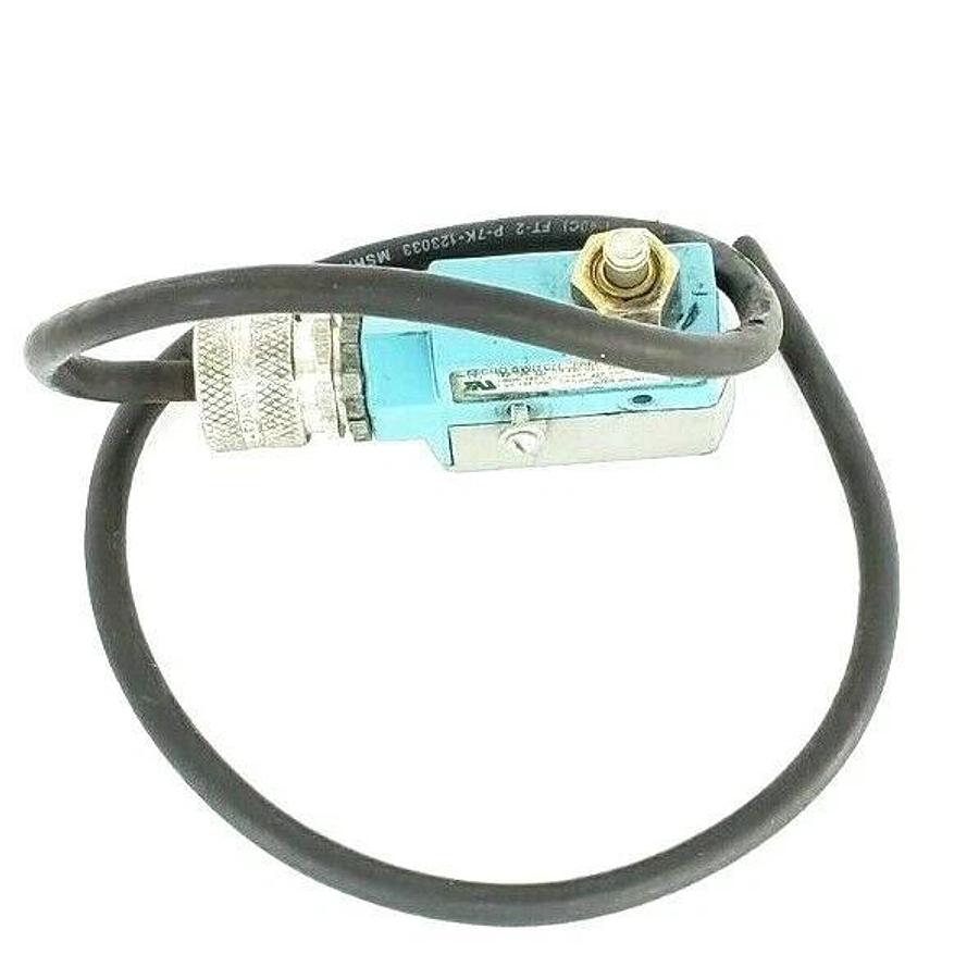 Used HONEYWELL MICROSWITCH BZE6-2RQ81 ACTUATOR LIMIT SWITCH, 600 VAC, BZE62RQ81