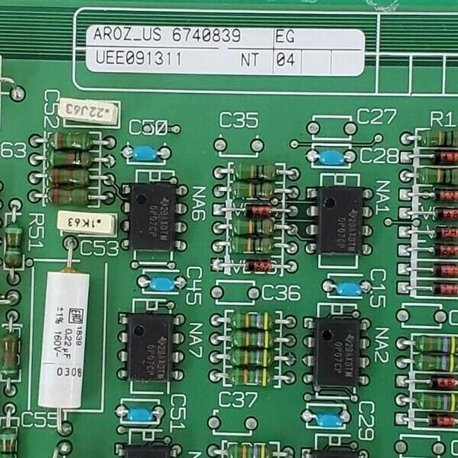 Used MERLIN GERIN 6740839 CONTROL BOARD 6739815XD-2-E UEB1309076 6739815XD-1-E