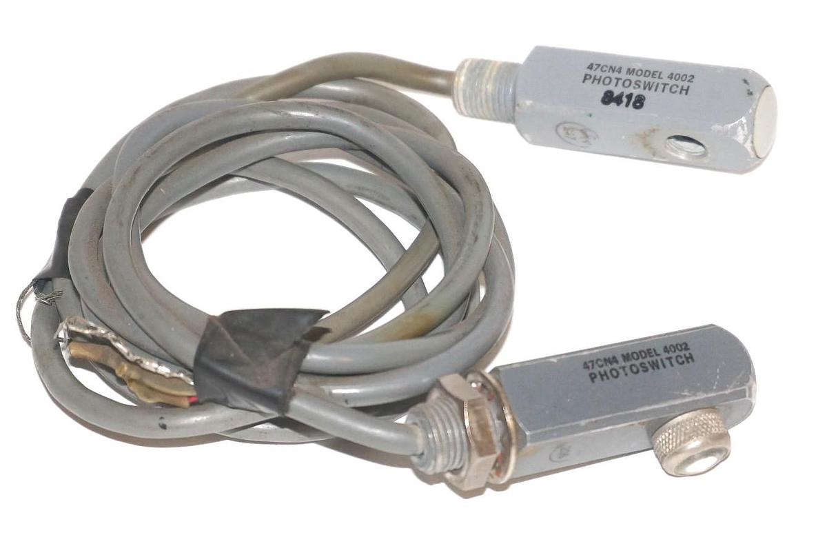 Used LOT OF 2 ALLEN BRADLEY/PHOTOSWITCH 47CN4-4002 PHOTOELECTRIC RECEIVERS 47CN44002