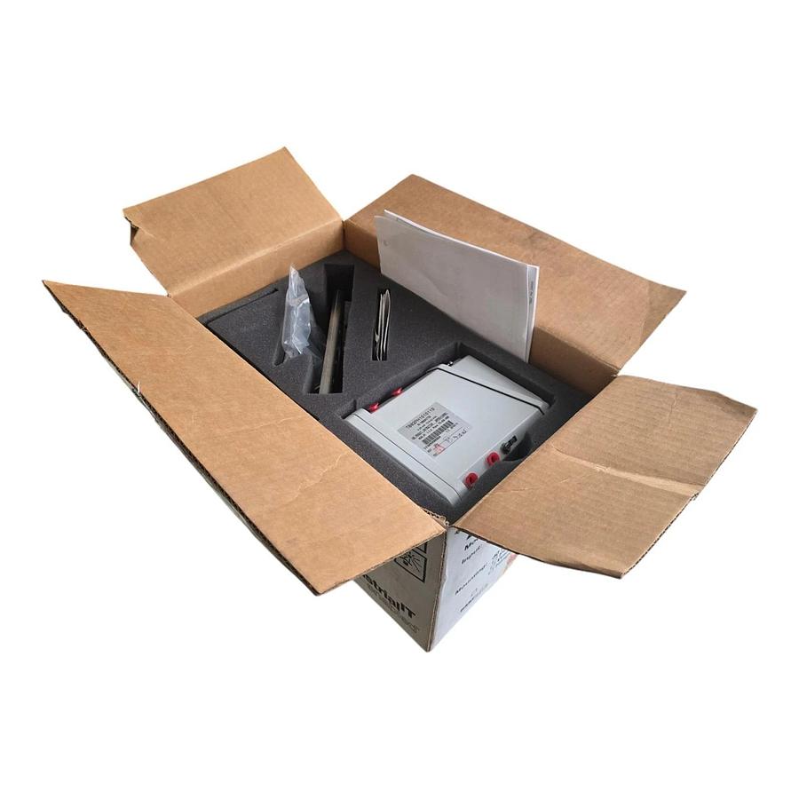 ABB TB82PH1010110 | TB82 pH / Redox ORP Transmitter 4-20mA 13.5-42VDC Pipe Mount