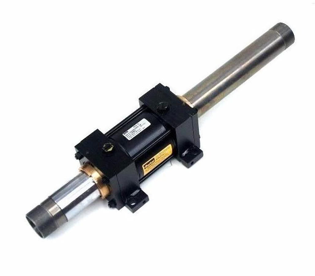 NEW PARKER 04.00 KCP3LLTS23A23A 3.000 SERIES 3L CYLINDER 900 PSI HYD