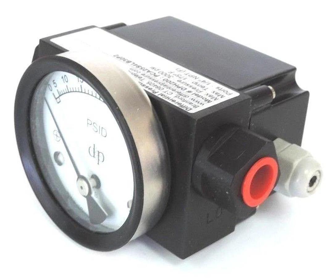 Used NIB DIFFERENTIAL PRESSURE PLUS PCA25S4LB30P2 GAUGE DPH200
