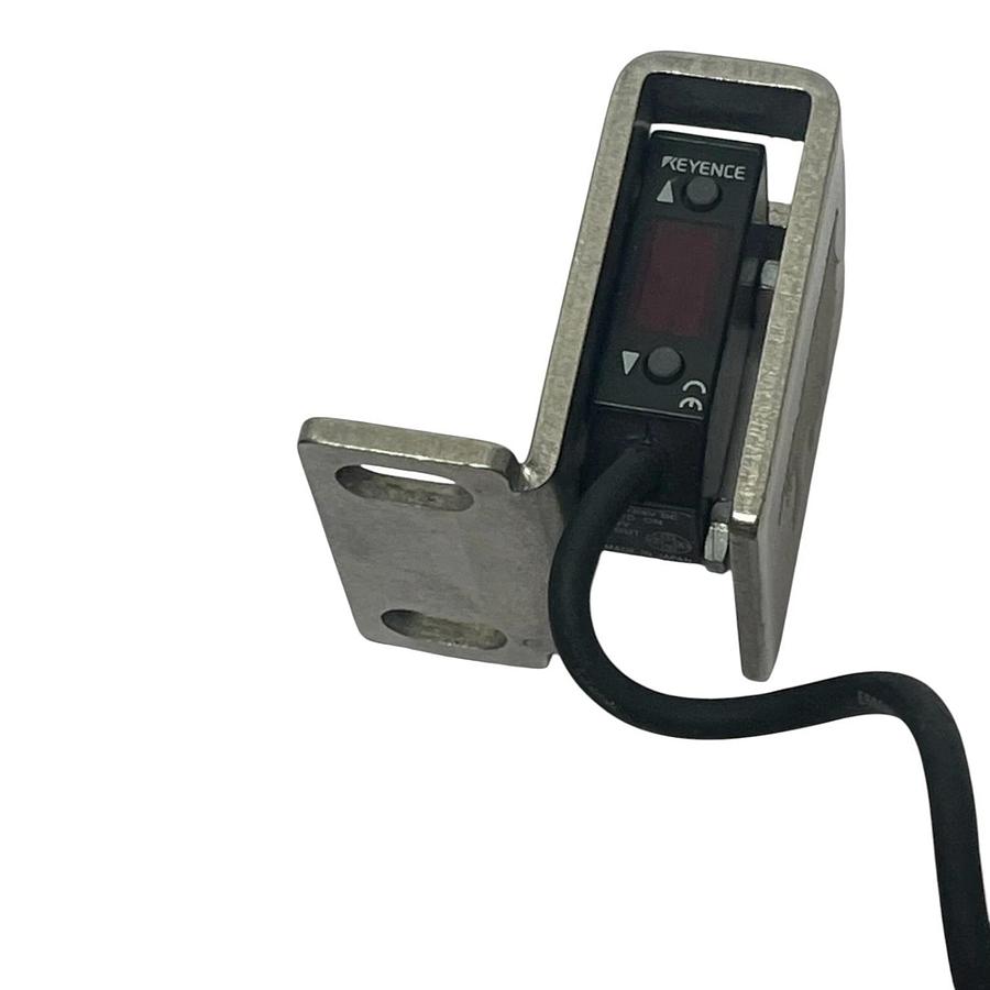 Used Keyence Laser Sensor Kit: LV-21AP Amplifier, LV-H32 Head, GV-H45 Sensor/Bracket
