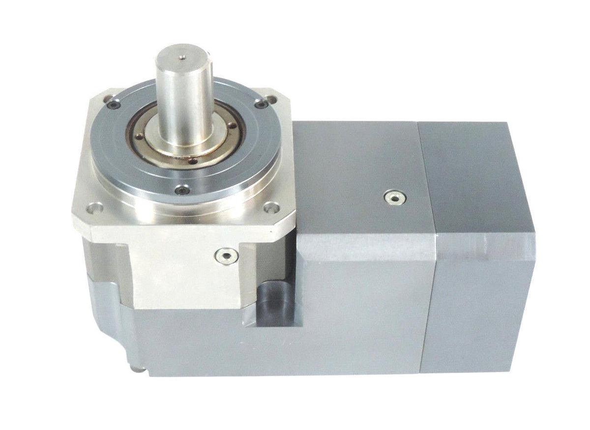 Used NEW PARKER RS90-050-LU SERVO GEARHEAD 50:1 SHAFT UP MZ90-089 RS90050LU