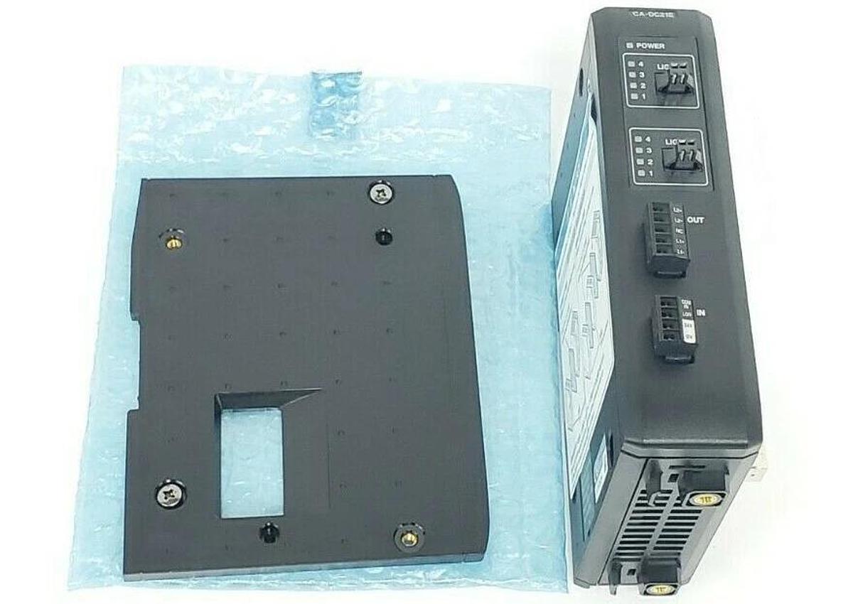 NEW KEYENCE CA-DC21E ILLUMINATION EXPANSION UNIT 12-24VDC 3-6.5A CADC21E