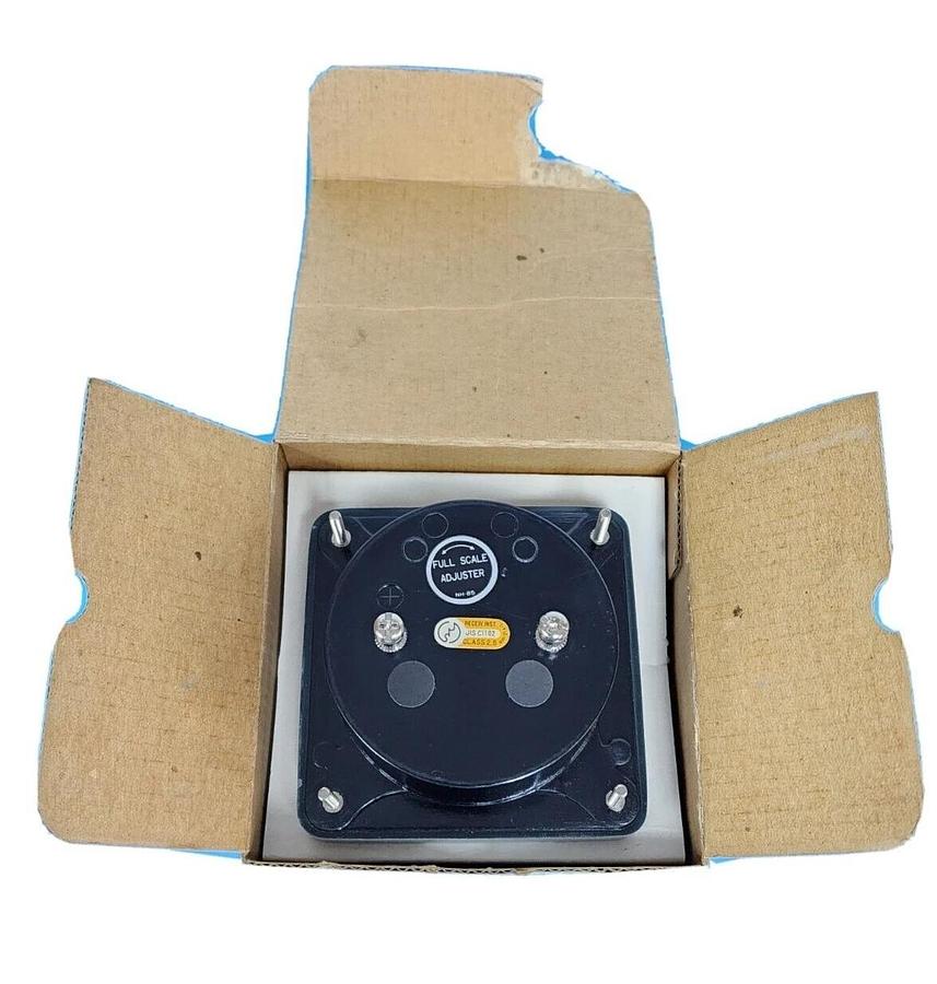 NIB TOYO KEIKI CO. DGF-65V PANEL VOLT METER