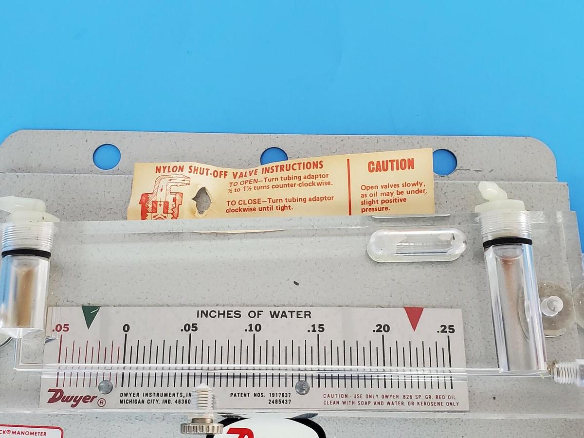 Used NEW DWYER CAT. NO. 215 INCLINED MANOMETER .05-0-.25 IN. WATER 684 (NO HOSE)