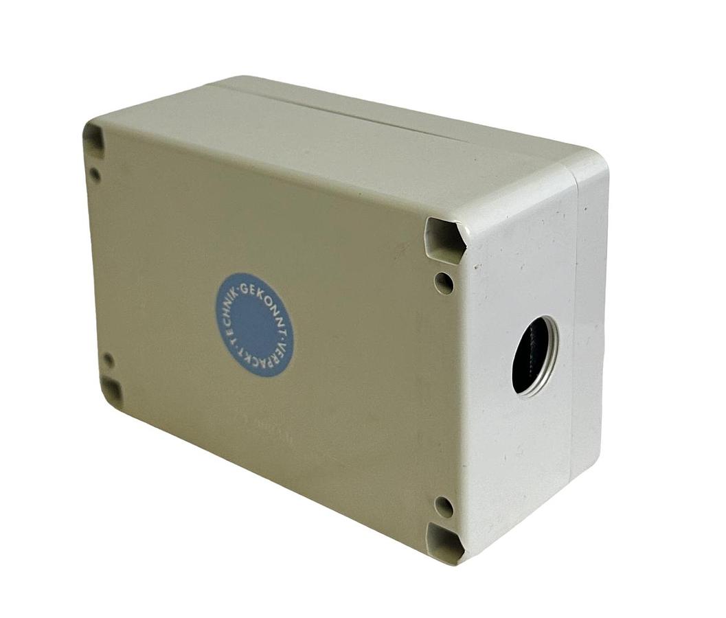 Used NEW CAPTRON ELECTRONIC VC-201N-PS/TNC / VC201NPSTNC 3-5 SENSOR 10-30Vdc 300mA