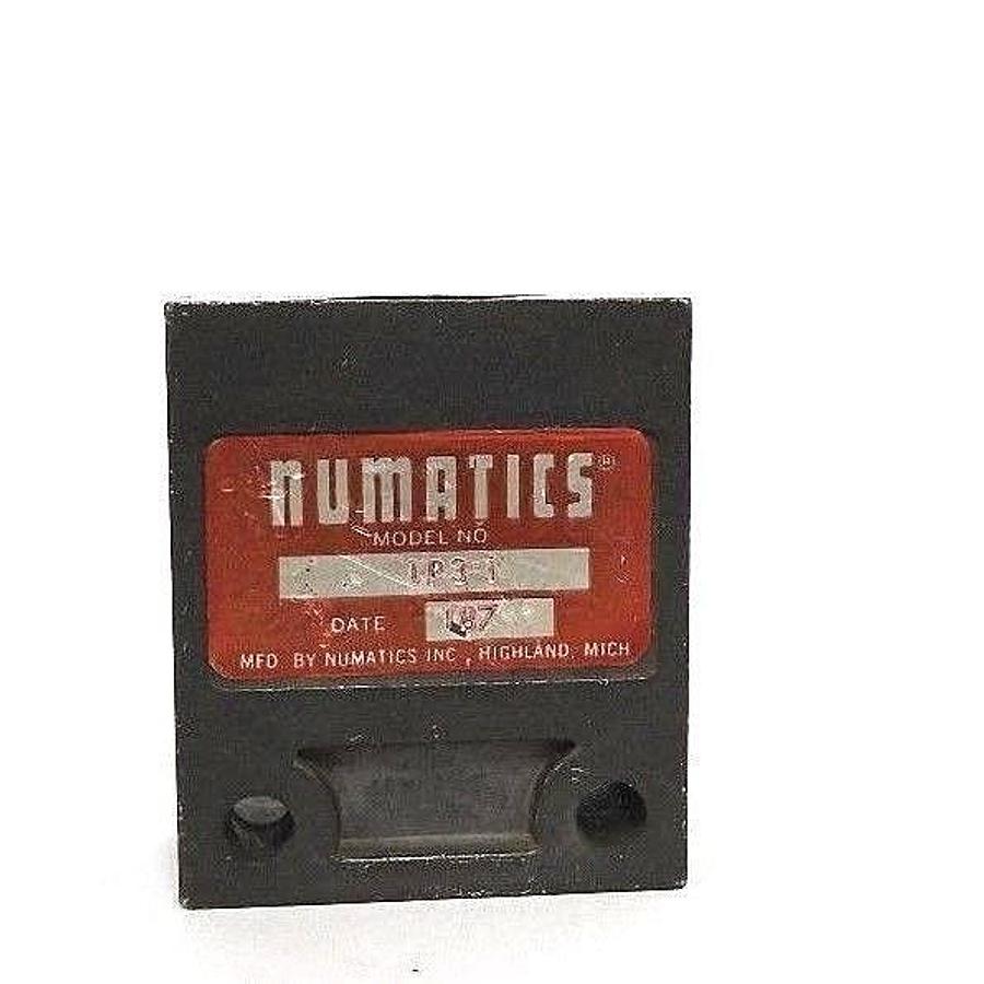 Used NUMATICS 1P3-1 VALVE 1P31 DATE 187