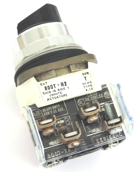 Used ALLEN BRADLEY 800T-H2 SELECTOR SWITCH SER. T W/ 800T-XA SER. C CONTACT BLOCK