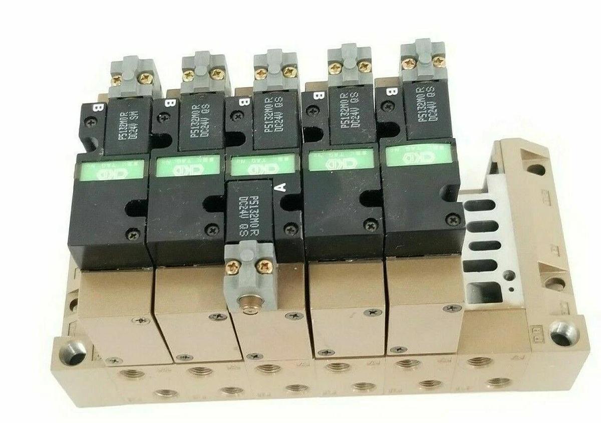 Used CKD 022001 MANIFOLD BLOCK W/ (5) 4L219 & (1) 4L229 SOLENOID VALVES, P5132M0R
