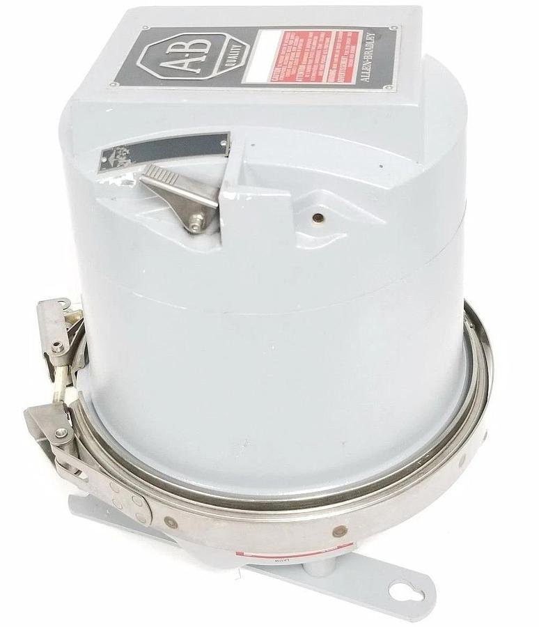 NEW ALLEN BRADLEY 509-BUD FULL VOLTAGE STARTER SER B, 115-120V, PHASE 3