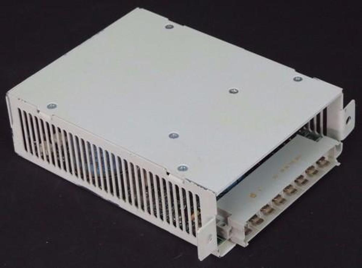 Used RADISYS EMC-PS50 AC POWER SUPPLY INPUT 85-250V 1.0A MAX EMCPS50