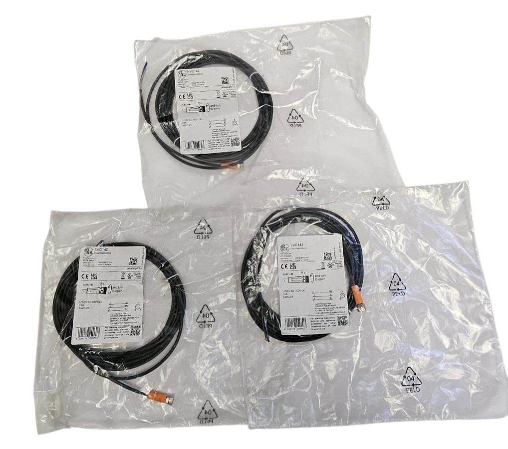 Used LOT OF 3 NEW IFM ADOGF030MSS0005H CONNECTION CABLES EVC142 LENGTH 5M