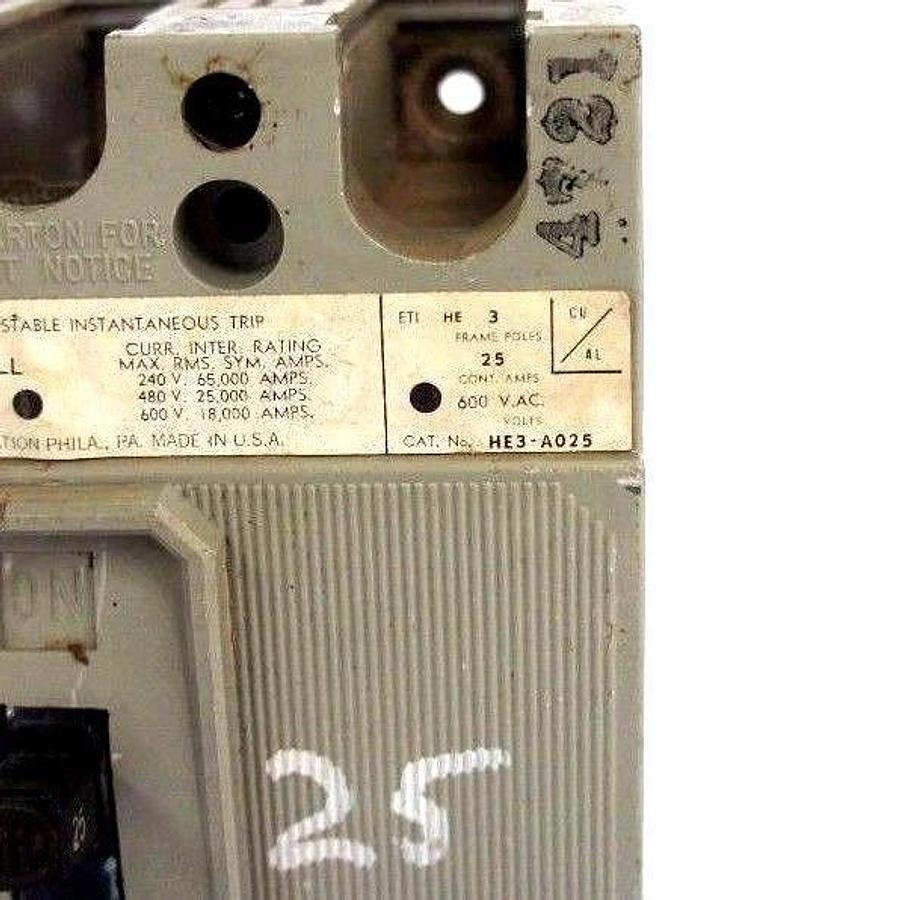 Used ITE SIEMENS HE3-A025 CIRCUIT BREAKER 25AMP 3POLE 600VAC