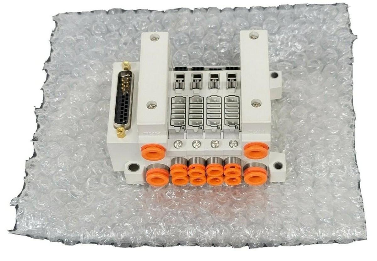 Used NEW SMC VV5Q11-04N7FU3-X50US VV5Q MANIFOLD VV5Q1104N7FU3X50US