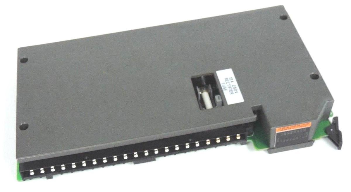 Used ALLEN BRADLEY 1771-OAD/C AC OUTPUT MODULE REV. G01 10-138 VAC P/N: 96234272 A01