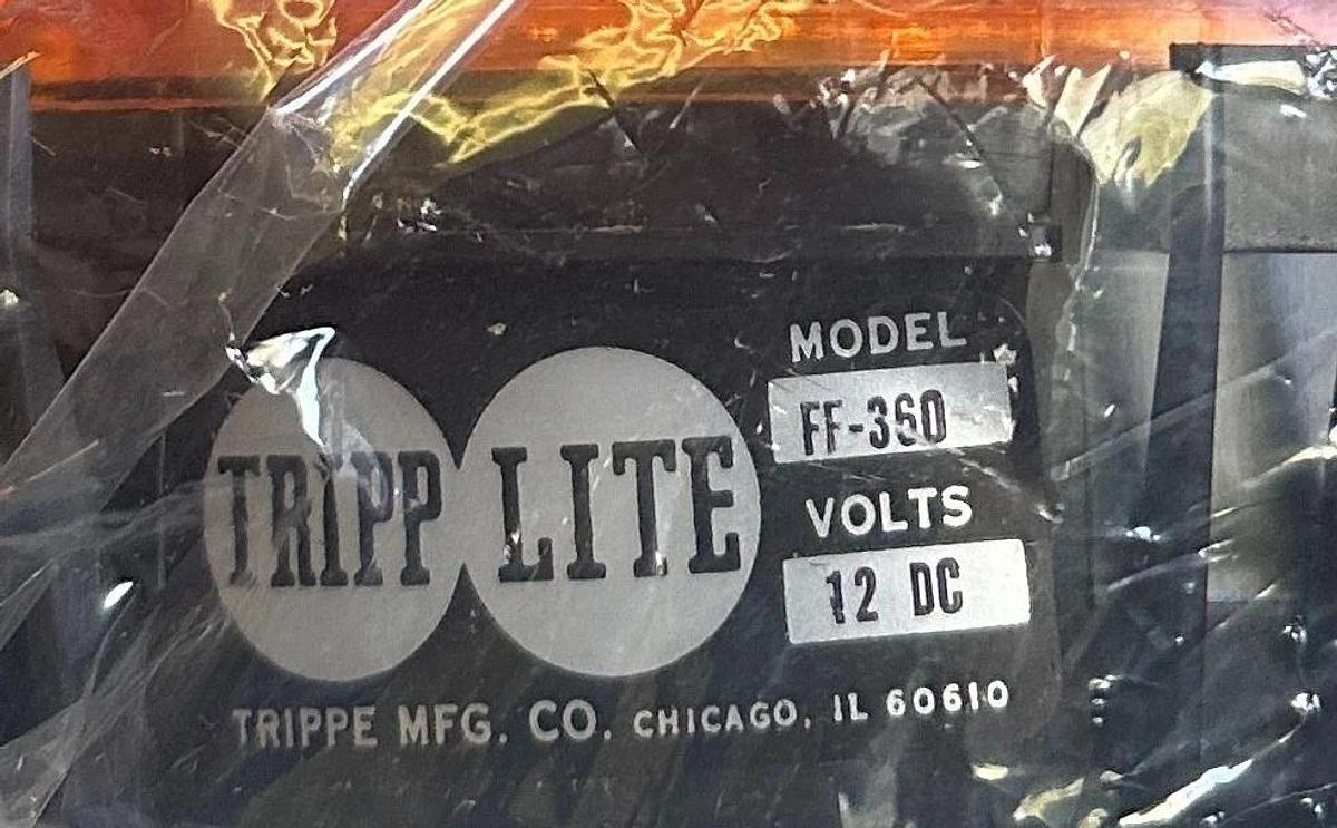NEW TRIPP LITE FF-360 / FF360 AMBER SAFETY STROBE LIGHT 12VDC FF-360-A FF LP
