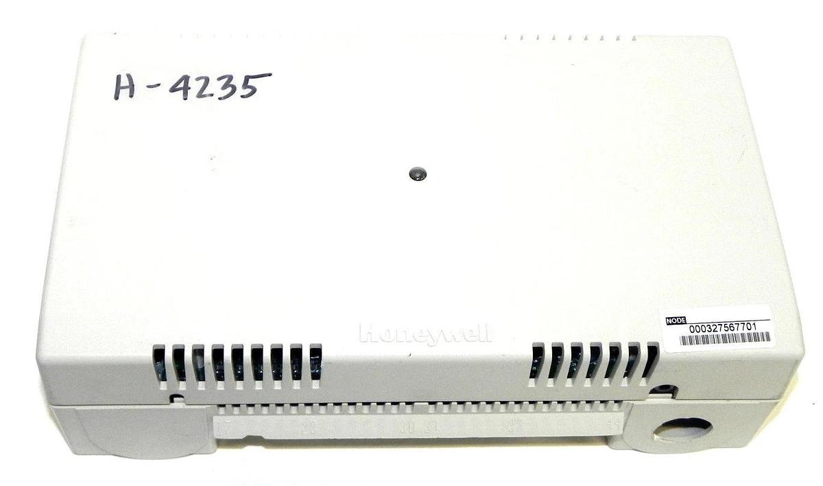 Used HONEYWELL W7760A-2011 BUILDING MANAGER W7760A2011