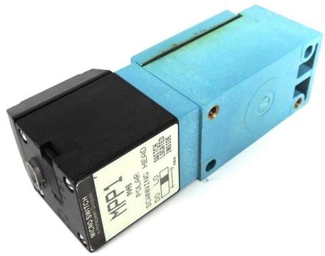 Used HONEYWELL MICRO SWITCH MPP1-8813 POLAR SCANNING HEAD W/ MPV13 PHOTOELECTRIC BODY