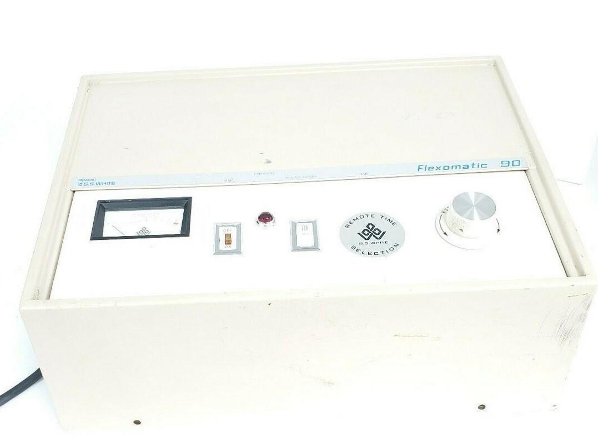 Used PENNWALT S.S. WHITE FLEXOMATIC 90 DENTAL X-RAY UNIT 115V, 20A, 60CY, MODEL 90X